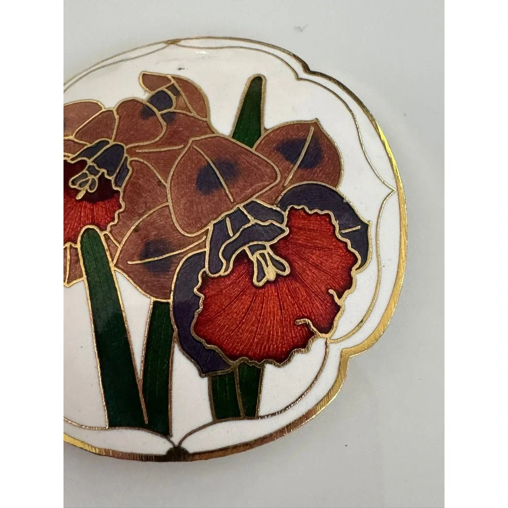Vintage Cloisonne Enamel Daffodil‎ Scarf Clip Gold Tone Floral White Brown Red